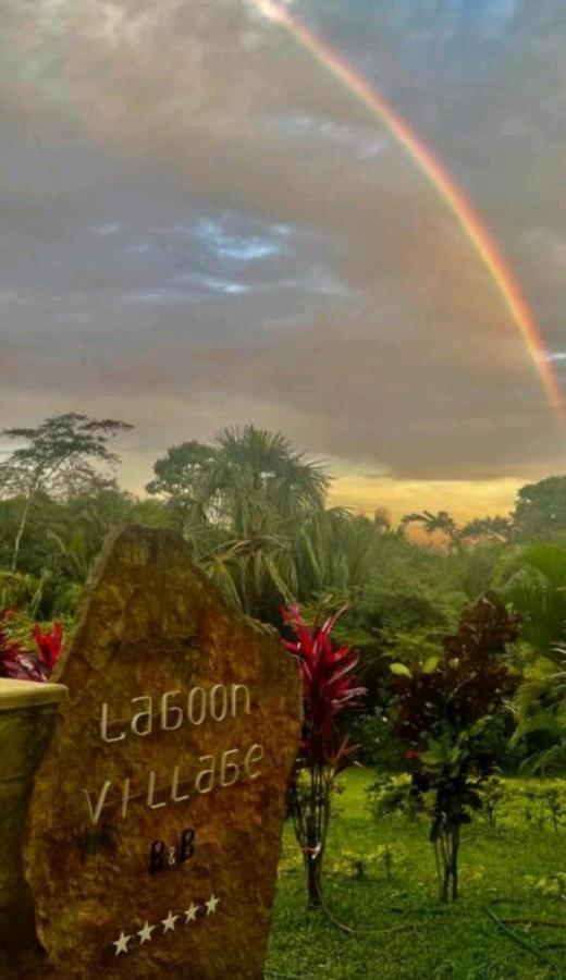 Lagoon Village B&B Y Spa ตาราโปโต ภายนอก รูปภาพ